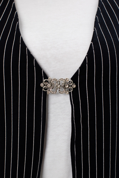 8fb33050-57b3-45cc-9652-d339c1642652